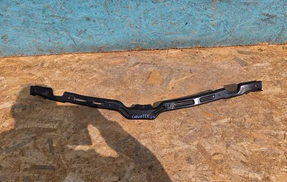 Chevrolet Corvette Front bumper mounting bracket 08891393