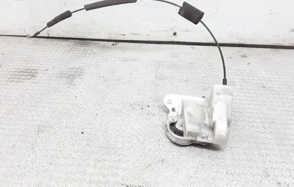 Mazda 5 Sliding door lock 