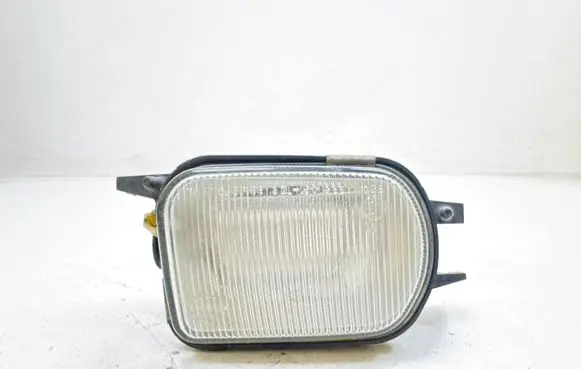 Mercedes-Benz C W203 Front fog light 2158200556 1NA00797601