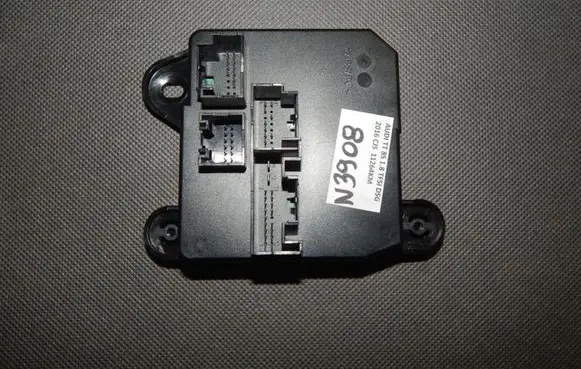 Audi TT TTS RS Mk3 8S Air conditioning/heating control unit 8S0820043