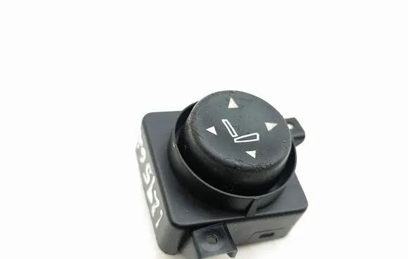Maserati Quattroporte Seat control switch 