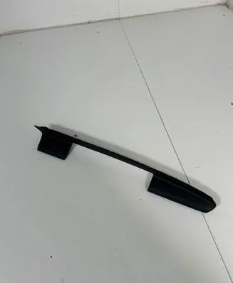 Dashboard glove box trim