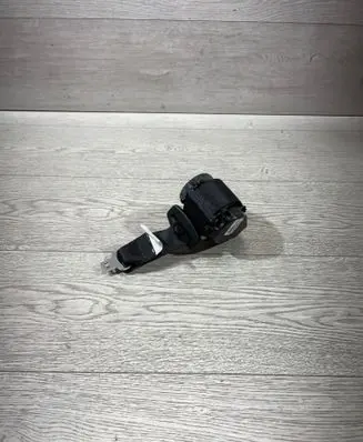 BMW X5 E70 Rear seatbelt 606346000C R11CS179BCD P1DX179BCC