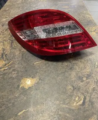 Mercedes-Benz R W251 Rear/tail lights 084401980LF 27380