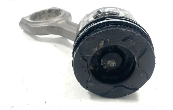 Ford Focus C-MAX Piston with connecting rod 75L93
