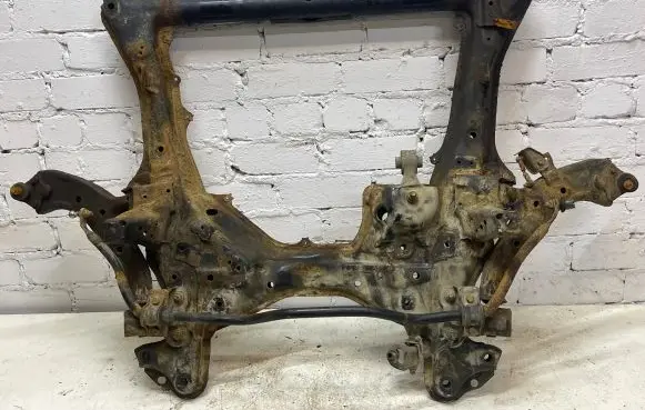 Honda CR-V Front subframe