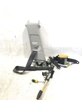 Honda Civic Front seatbelt 081107 045506