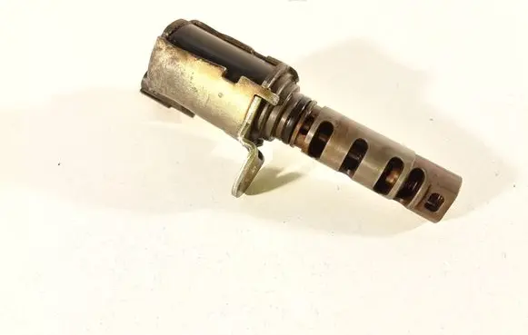 Toyota Celica T230 Camshaft vanos timing valve 1533022030 C02B2721871A
