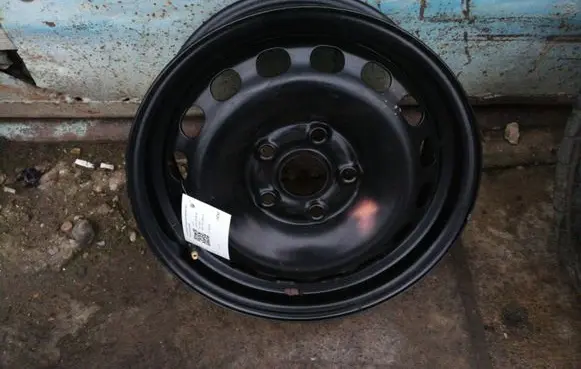 Audi 100 S4 C4 R15 steel rim 4A0601025J