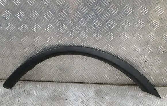 Mitsubishi Outlander Front arch trim