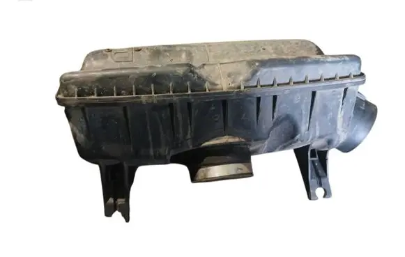 Subaru Tribeca Air filter box 