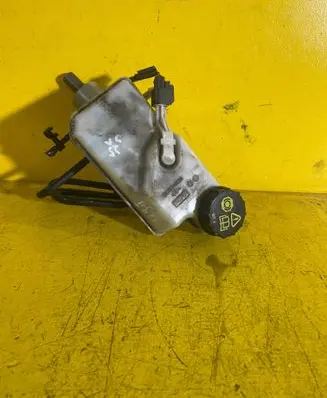 Ford Focus Master brake cylinder 03350891031