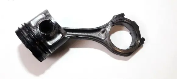 Piston with connecting rod