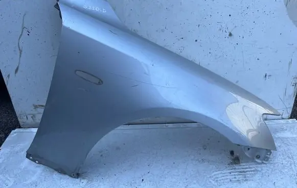 Lexus IS 220D-250-350 Fender
