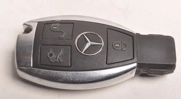 Mercedes-Benz C W204 Ignition key/card 