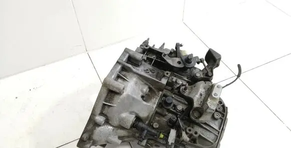 Peugeot Expert Manual 6 speed gearbox 20MB51
