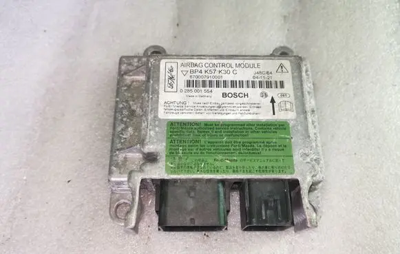 Mazda 3 I Airbag control unit/module 0285001554 BP4K57K30C