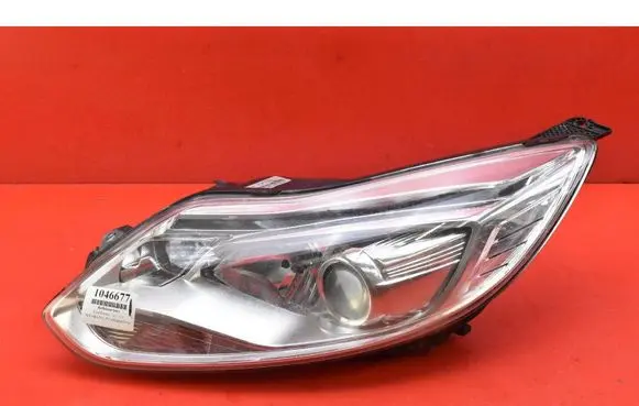 Ford Focus Headlight/headlamp BM5113D155JA