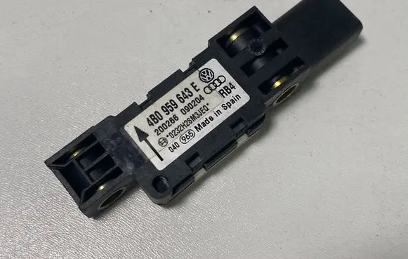 Airbag deployment crash/impact sensor