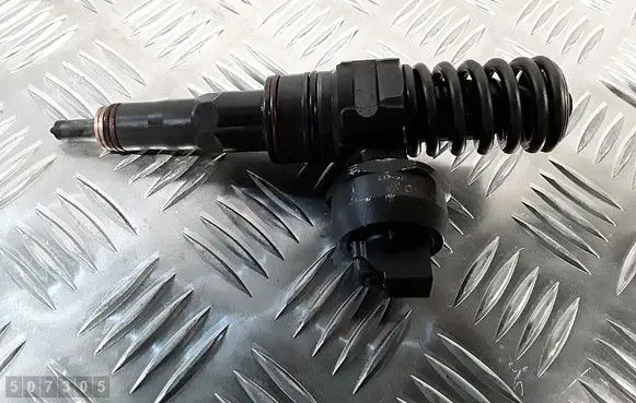Fuel injector