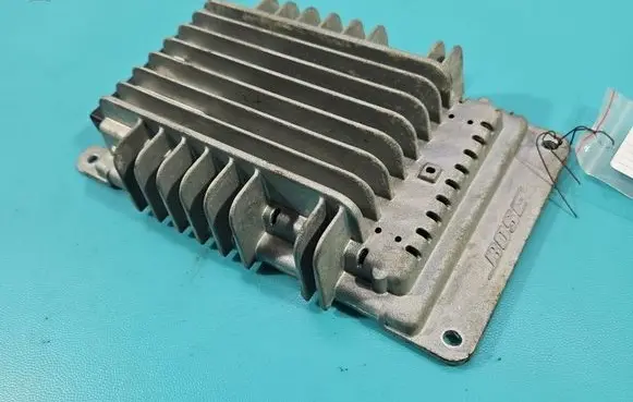 Alfa Romeo GT Sound amplifier 606833250 IMPRK1533879
