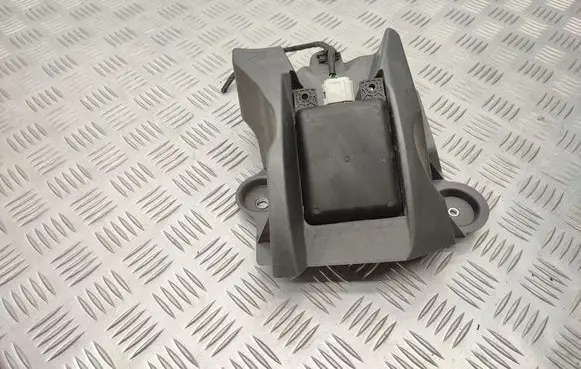 Mazda 2 Blind spot module DA6A67Z41 D24H67Y80F