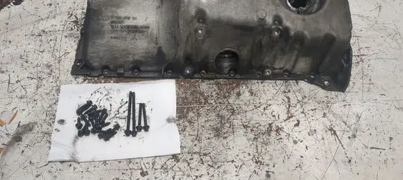 BMW 5 E60 E61 Oil sump 153597