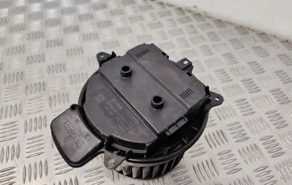 Audi A7 S7 4G Heater fan/blower 4H2820021B