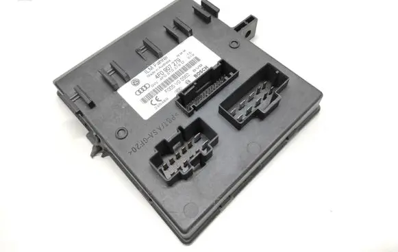 Audi A6 S6 C6 4F Comfort/convenience module 4F0907279 F005V00562