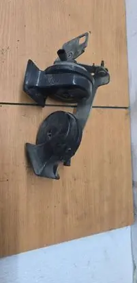 BMW 5 E60 E61 Horn signal 6935709