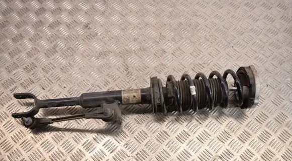 BMW 5 G30 G31 Front shock absorber with coil spring 6866605