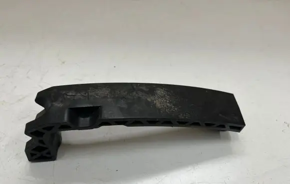 Porsche Cayenne (9Y0 9Y3) Brake caliper pad carrier rear 4M0806186