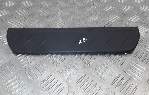 Honda Civic Rear sill trim cover 84262SMGE011M1 84262SMGE01020