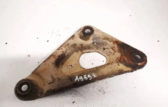 Opel Astra G Engine mounting bracket