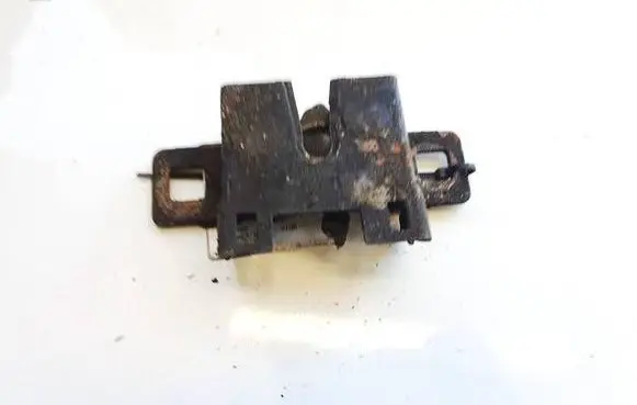 Land Rover Discovery 3 - LR3 Engine bonnet/hood lock/catch 