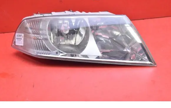 Skoda Octavia Mk2 (1Z) Headlight/headlamp 1Z1941016