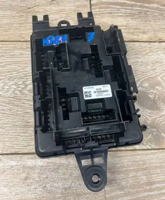 BMW 1 E81 E87 Fuse module 106887