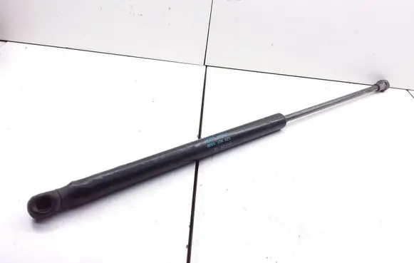 Volkswagen Fox Tailgate/trunk strut/damper 5Z6827550B