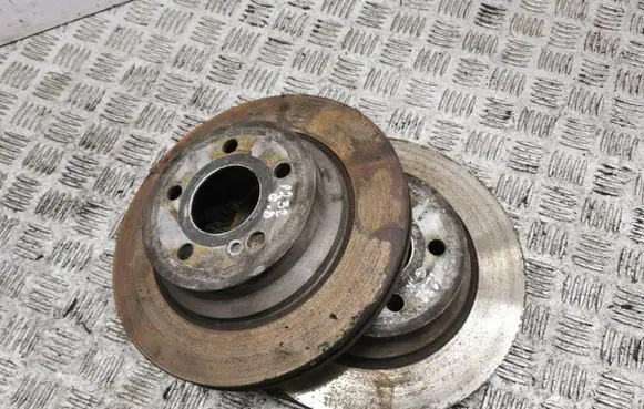 Mercedes-Benz GLK (X204) Rear brake disc