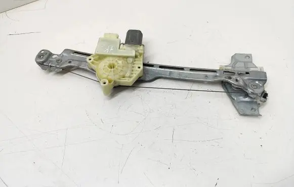 Peugeot 308 Rear door window regulator with motor 9678190080 0008607335 A65689118