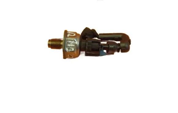 Opel Astra J Fuel pressure sensor 45PP35