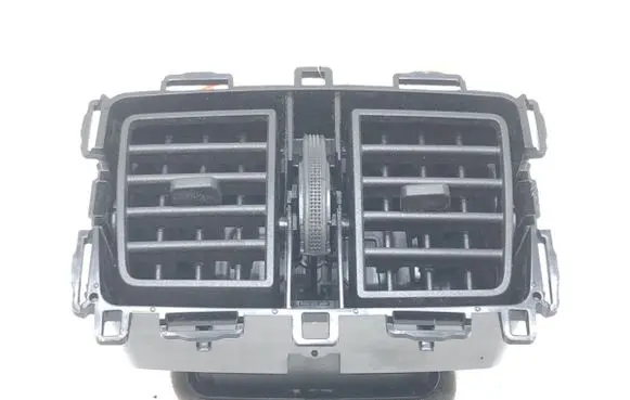 Renault Captur II Rear air vent grill 687609213R
