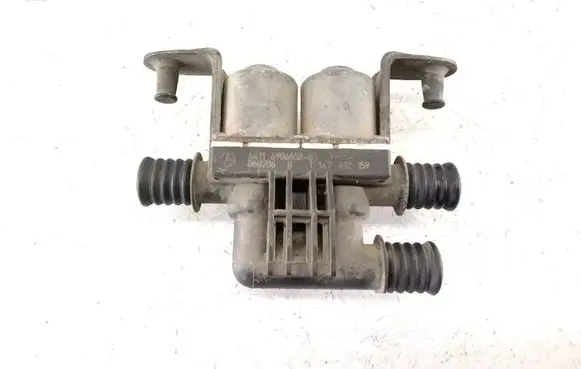 BMW 7 E65 E66 Coolant heater control valve 6906652 1147412159 060206B