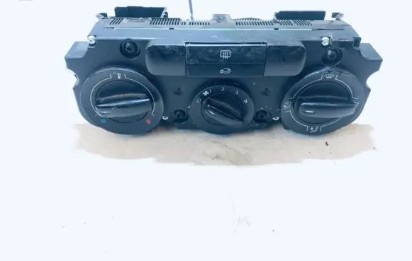 Volkswagen Golf V Climate control unit 53701cf 00035737