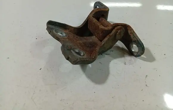 Toyota Corolla E120 E130 Front door upper hinge 