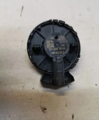Audi A4 S4 B9 Airbag deployment crash/impact sensor 4M0955557A