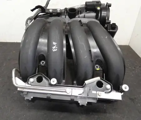 BMW X1 E84 Intake manifold 7560234