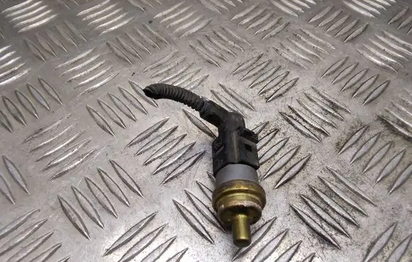 Coolant temperature sensor