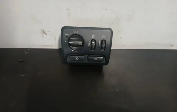 Volvo S60 Light switch 8691751 ML09EA00071 05W10E01