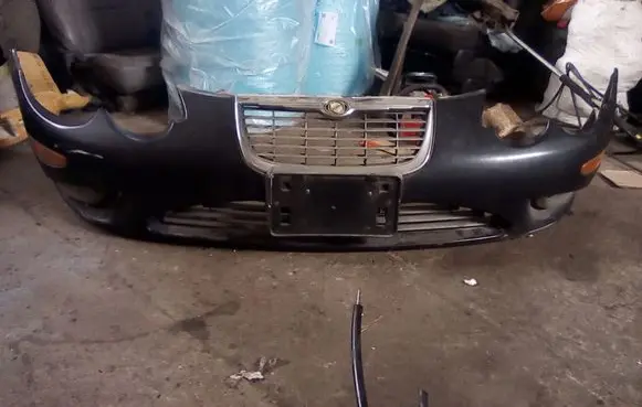 Chrysler 300M Front bumper